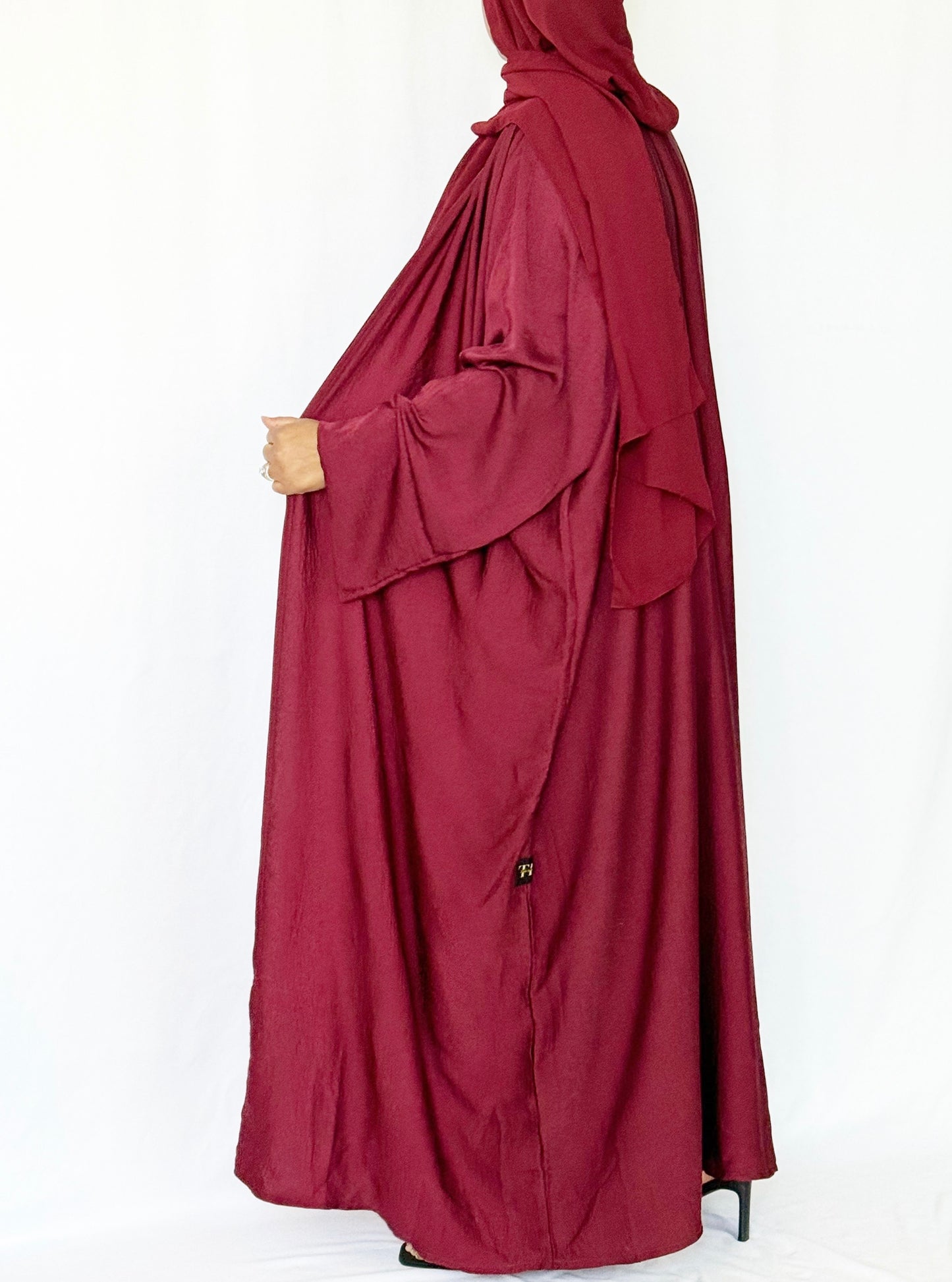Berry Abaya Set