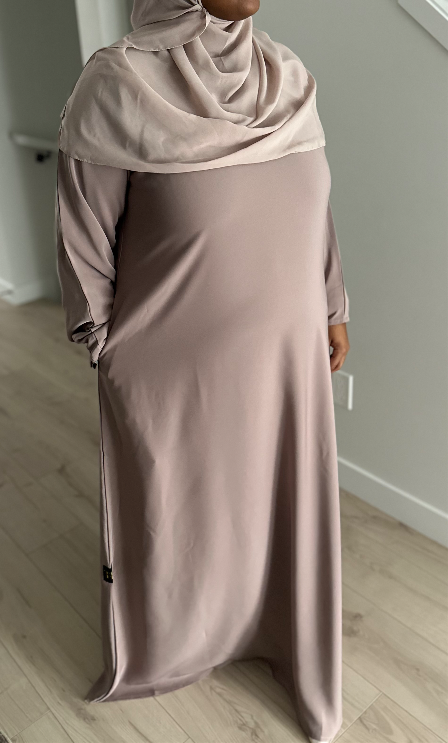 Beige Closed Abaya