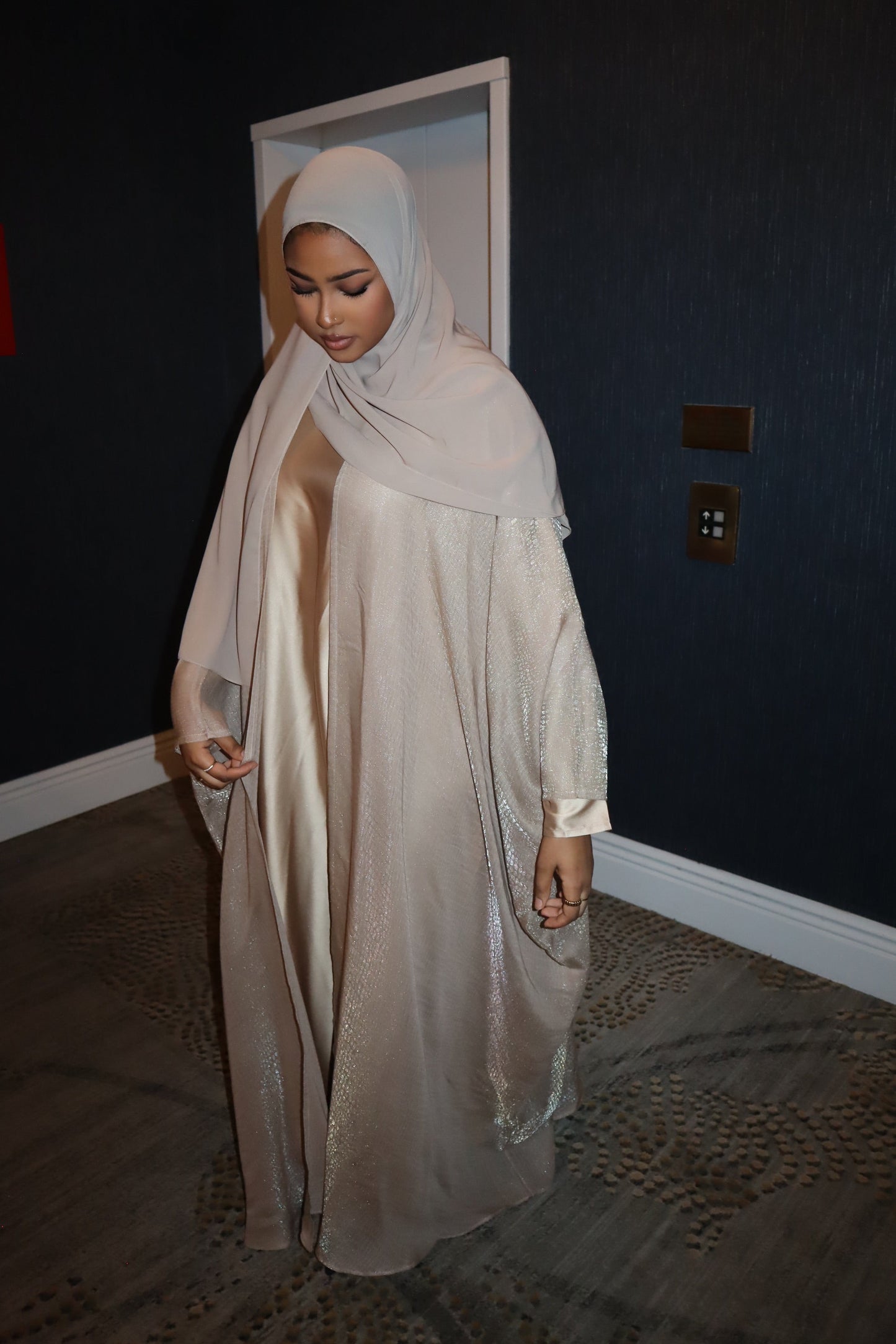 Champagne Serpent Abaya
