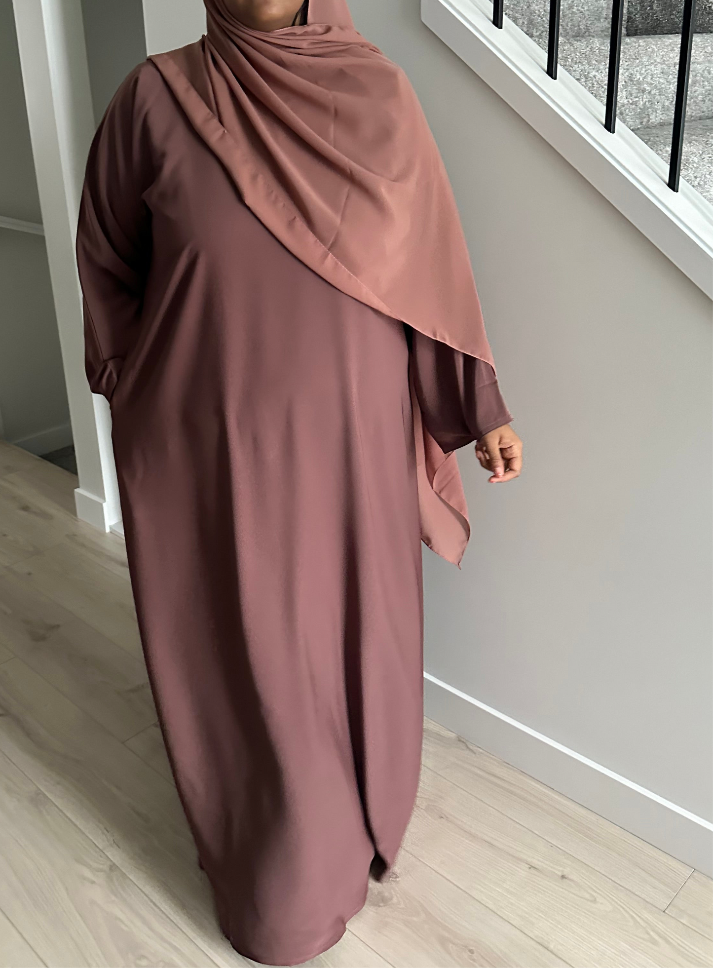 Rustic Closed Abaya