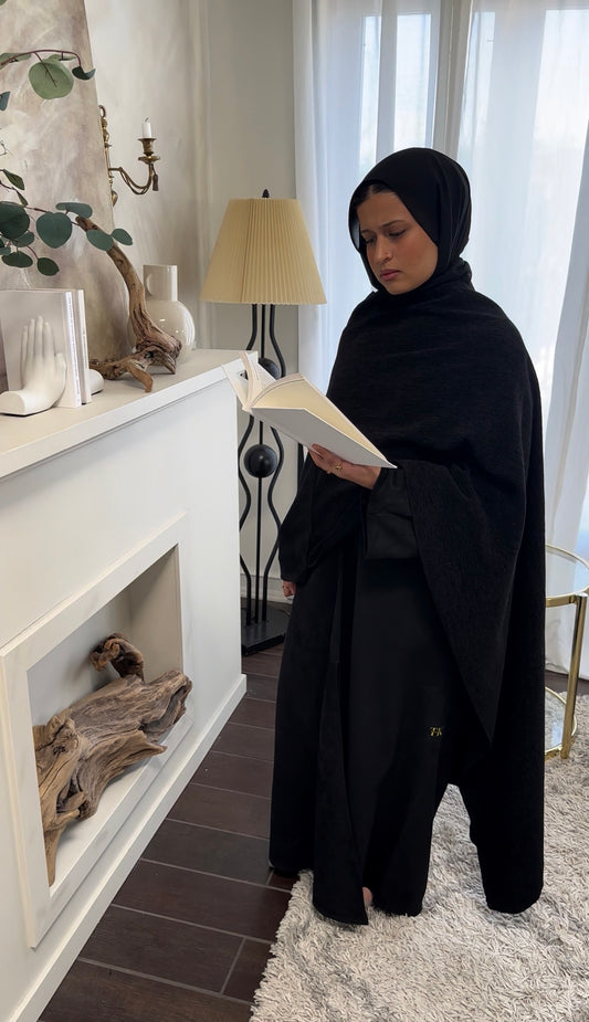 Noir Cloak Abaya