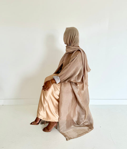 Amelia Abaya in Gold/Grey